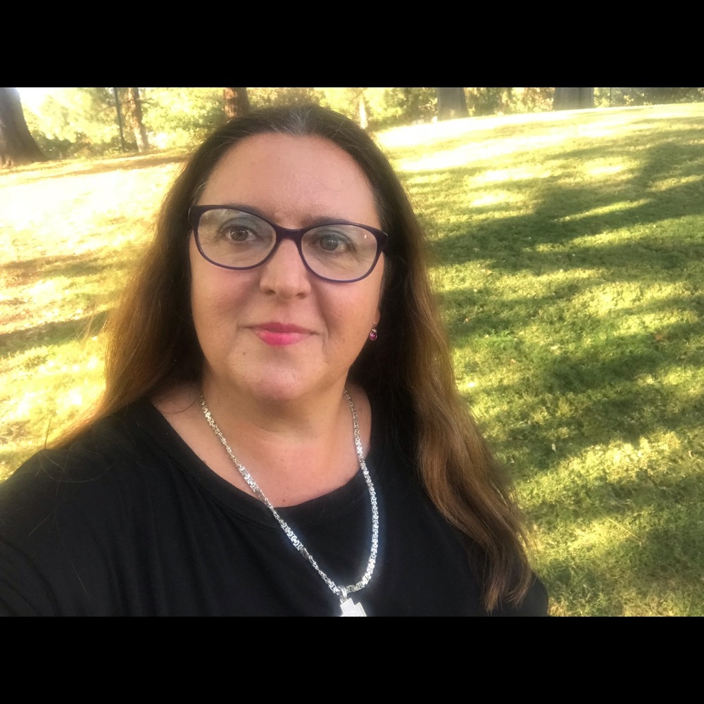 Meet your Posher, Adriana